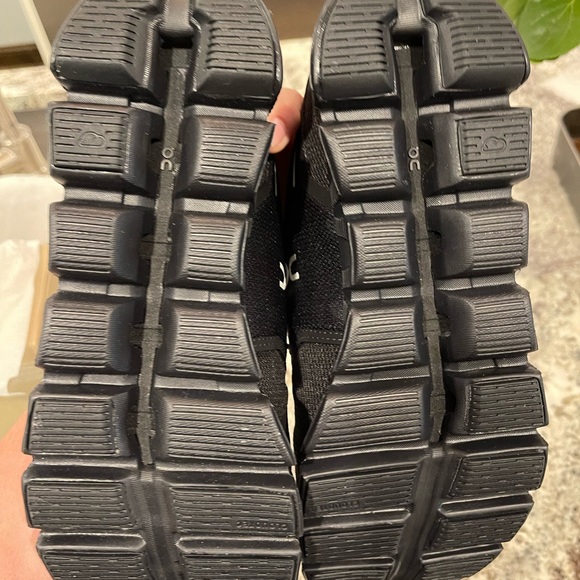 Swiss OnCloud Shoe - Picture 4 of 7